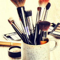Voonik: Upto 50% OFF on Women's Cosmetics