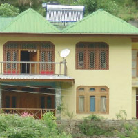 MakeMyTrip Homestays: Pay ₹ 1,800 / Night off Neat & Spacious Rooms in a Homestay in Banjar Orders