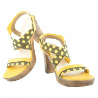 Footprint360: Flat 50% OFF on Women's Sandals Orders