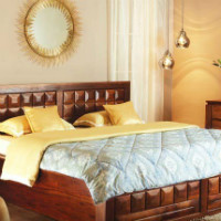 HomeTown: Get up to 60% OFF on Beds