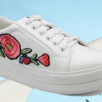 Tresmode: Upto 50% OFF on Women's Sneakers