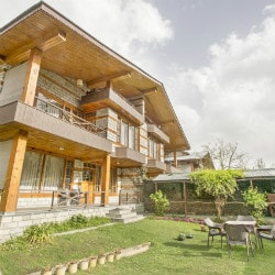 GuestHouser: Himalayan Birthday Bash at 8 Holiday Homes in Manali !